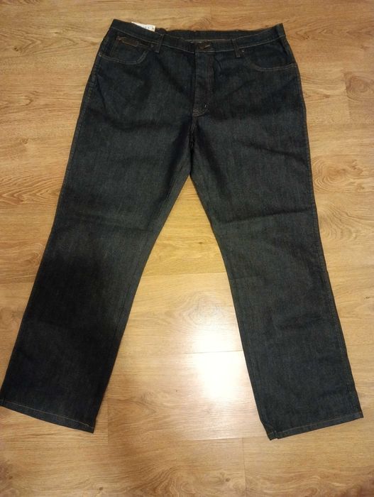 Nowe spodnie Wrangler XXL W40 L30