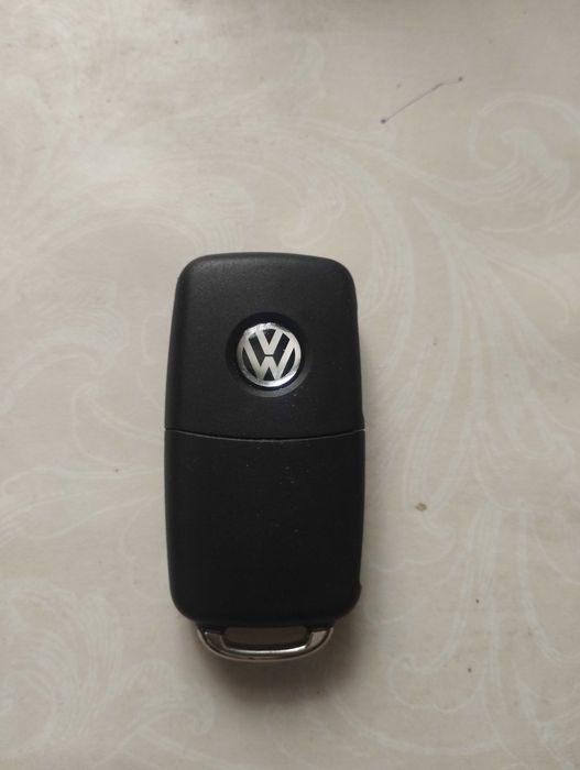 Продам викидний ключ Volkswagen