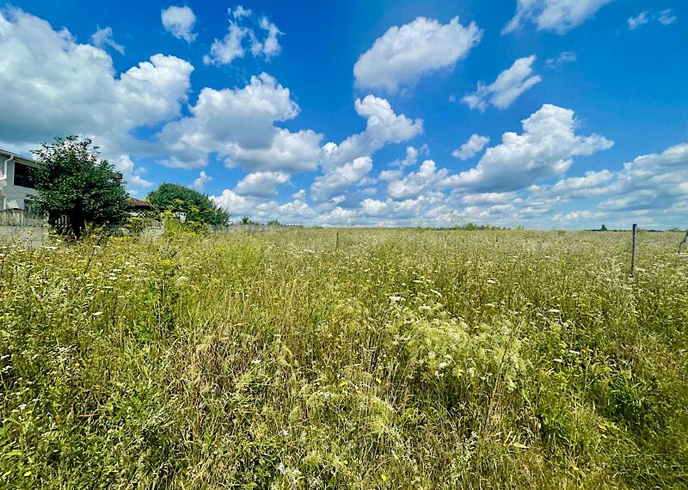 Ділянка в мальовничому с. Рівець