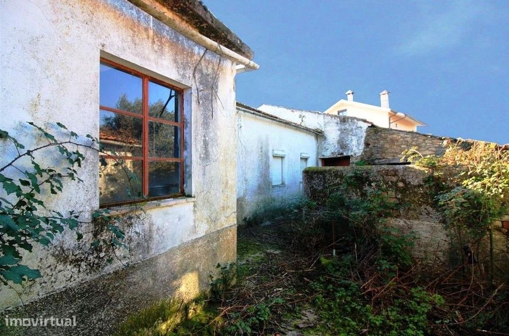 Moradia para Restaurar, 3 quartos, Penacova, Penacova — Friúmes E Paradela, Coimbra