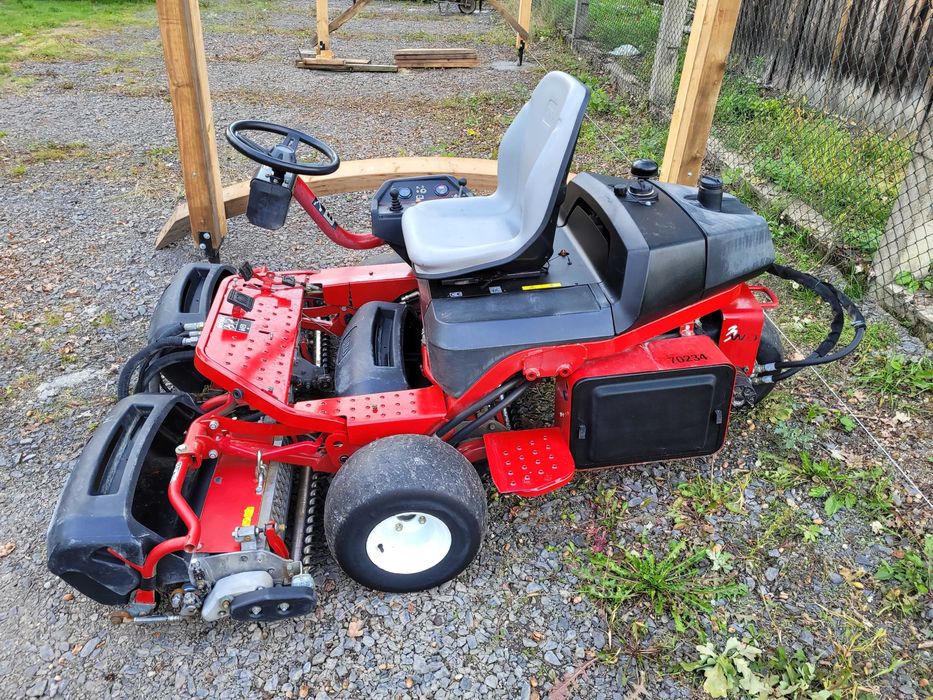 Jacobsen Baroness kosiarka Wrzecionowa TORO 3250 wrzecionowa John Deere kosiarka Allett TORO 3200