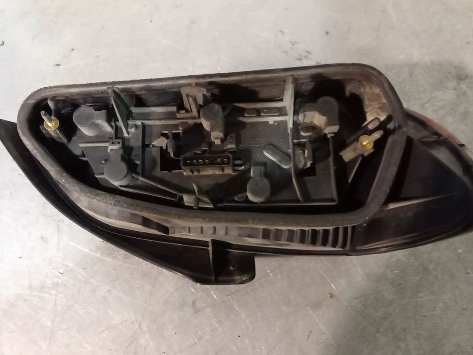 FAROLIM PEUGEOT 406 - ESQUERDO / DIREITO
