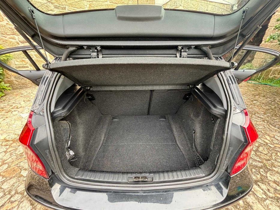 Automóvel BMW 120D