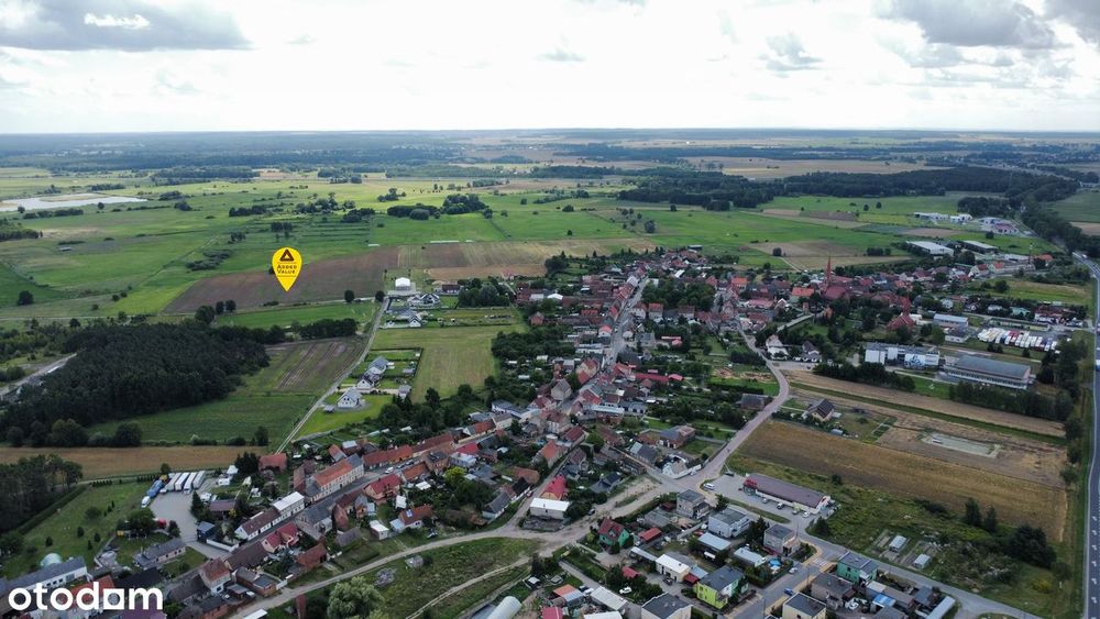 Działka z potencjałem budowlanym w zacisznym i zielonym zaułku. Brójce