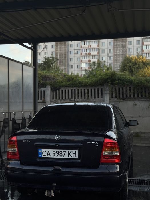 Опель астра H 2003
