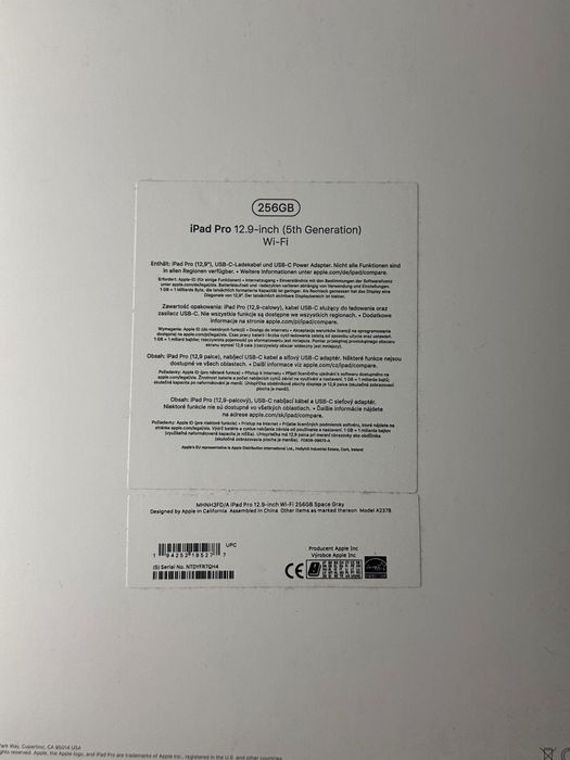 iPad Pro 12.9, 256 GB + klawiatura + Apple Pencil