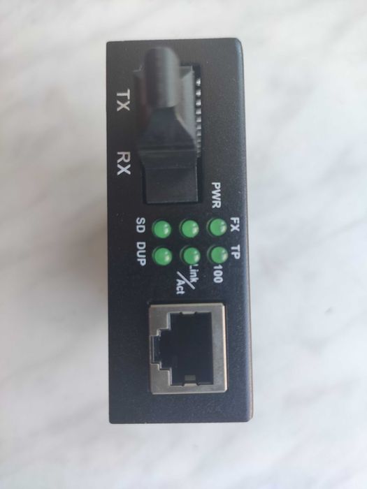 Медиа конвертор Fora FMC-102 новый