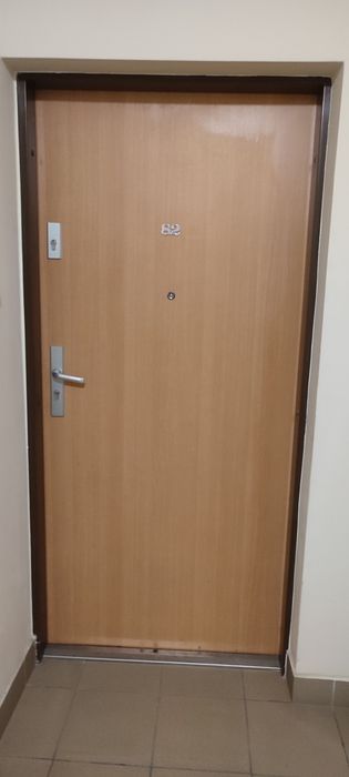 Drzwi wejściowe 90-ki Lewe