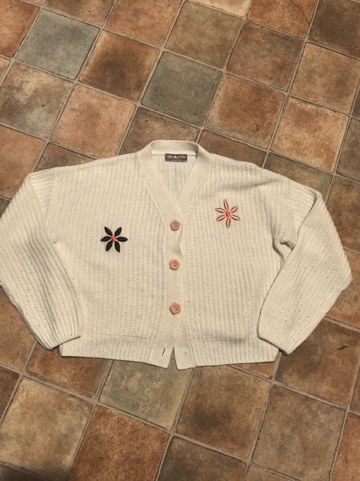 Sweterek dziewczęcy 134-140