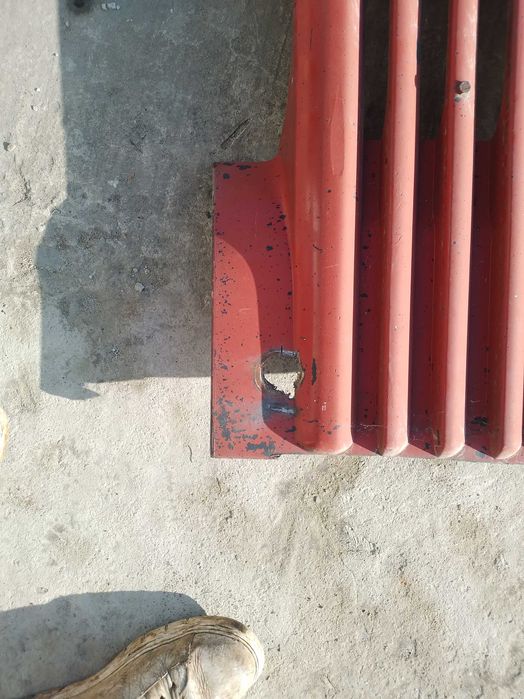 Бампер  Рено Магнум  евро 2.