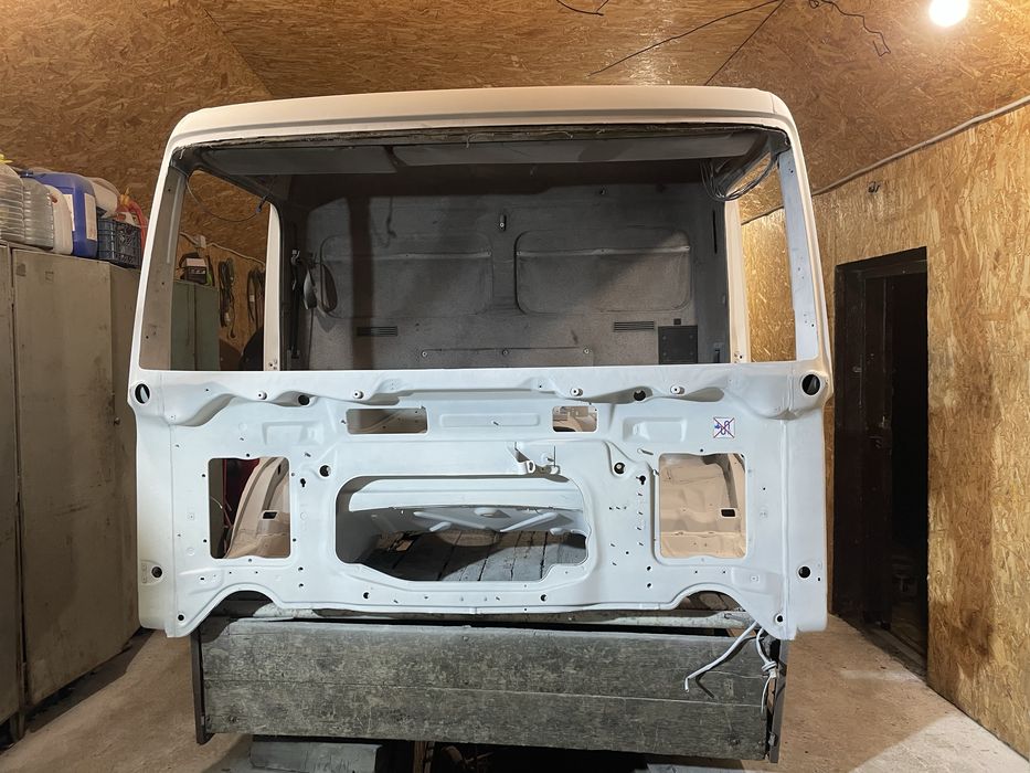 Продам кабіна Atego 815