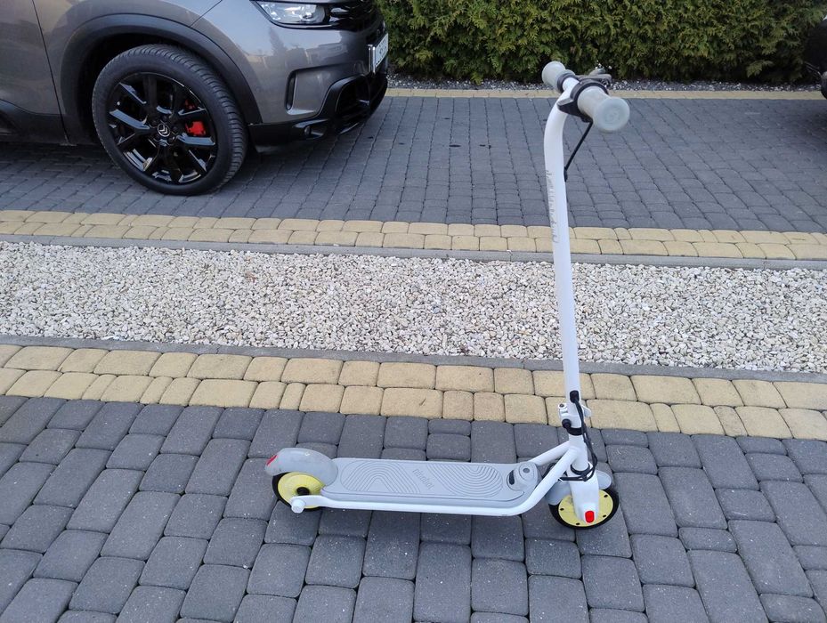 Hulajnoga elektryczna Ninebot zing 10