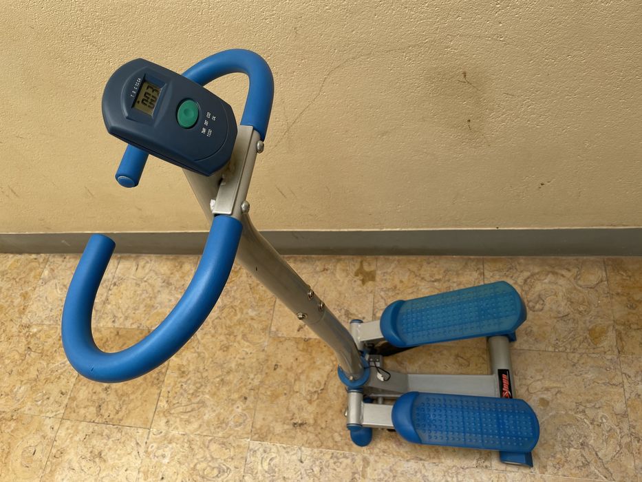 Step – Exercise Machine64284740347777123