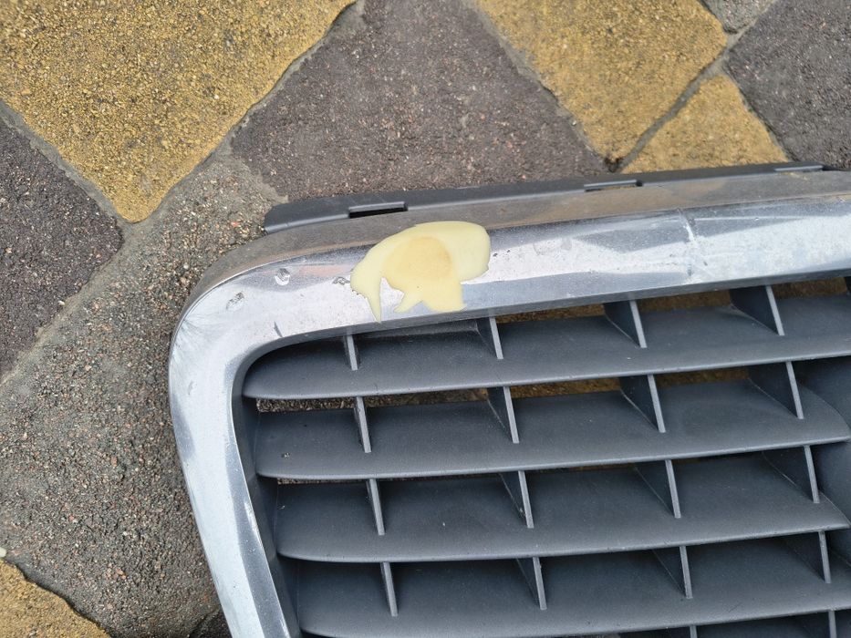 Решітка audi a8 d3