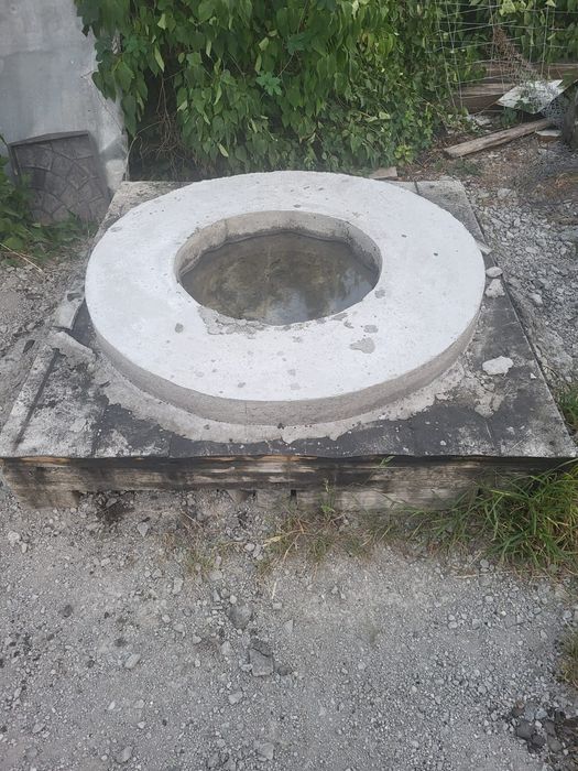 Kręgi betonowe/600x 1000 pokrywy