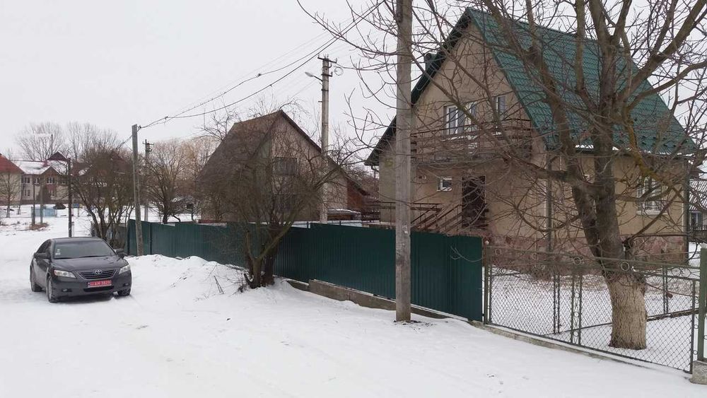 Нежитлові приміщення, площею 98,8 кв. м,  Івано-Франківська  обл.