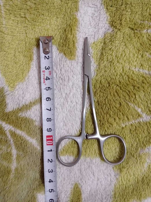 новый медицинский зажим ножницы