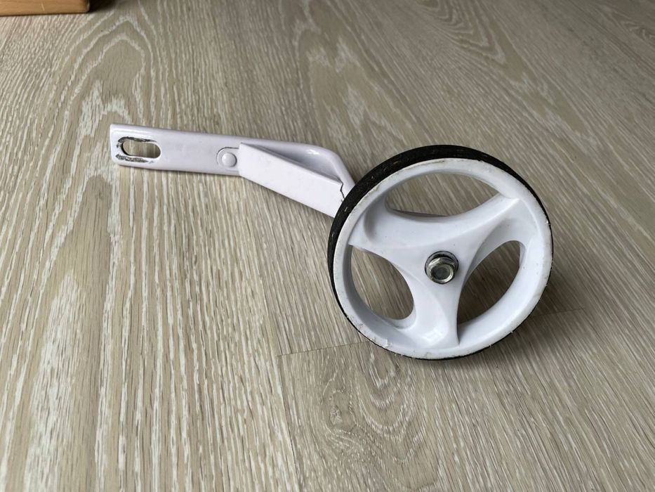 Хрест Додаткове колесо двоколісного дитячого велосипеда бокове боковое