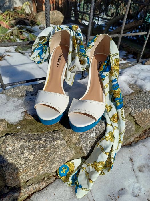 Босоніжки продам