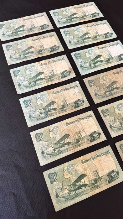 Lote 12 Notas - 20 Escudos (1978)