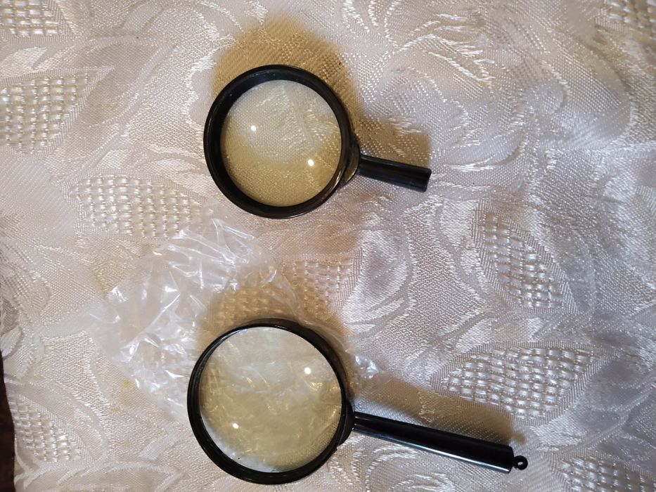 Увеличительное стекло