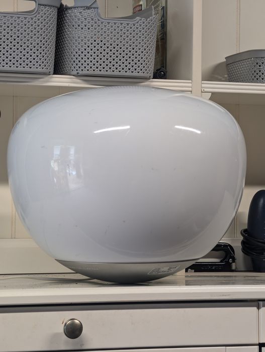 Lampa podłogowa marki Jonisk, projekt: Carl Öjerstam, Ikea.