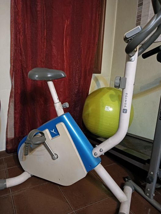 Bicicleta estática domyos