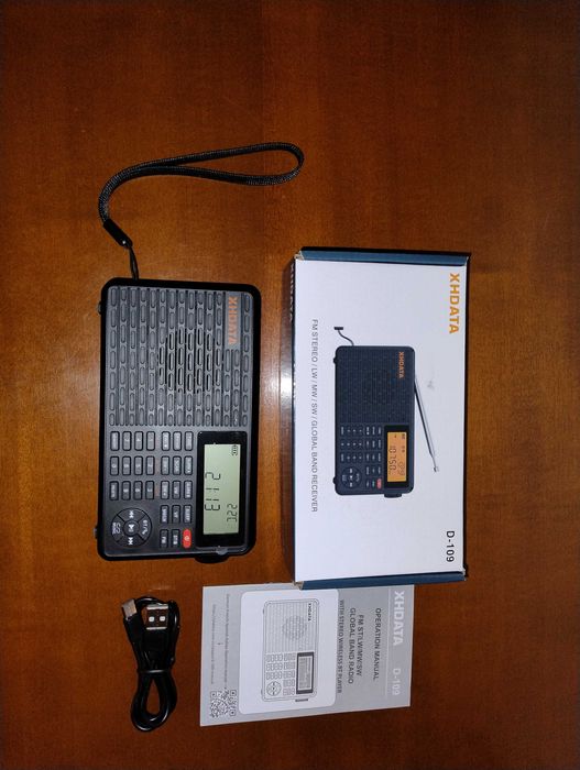 Radio globalne / BT, SD, USB-C - XHDATA D-109
