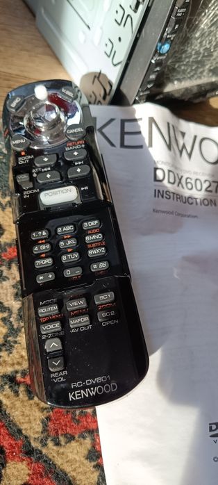 Продам магнитолу KENWOOD DDX6027 Продаю из за того что екран разбился