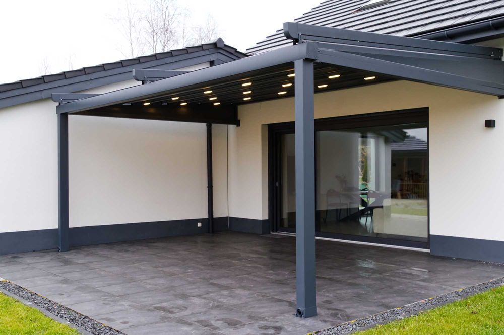 Aluminiowa pergola tarasowa 5x3 materiałowy otwierany dach na pilot