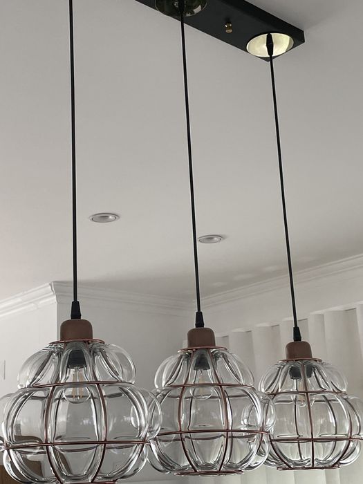 Candeeiro suspenso Safderun preto e acobreado