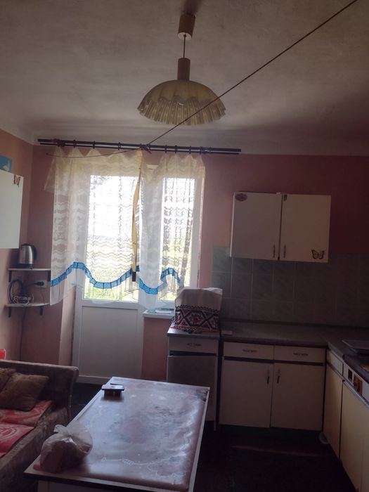 Продаж будинку в с. Давидів, ділянка 25 соток. Всі комунікації підключені.