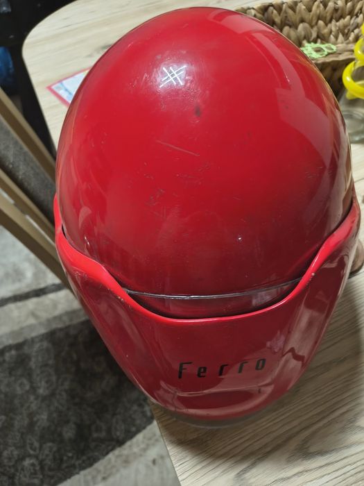 Kask Ferro czerwony