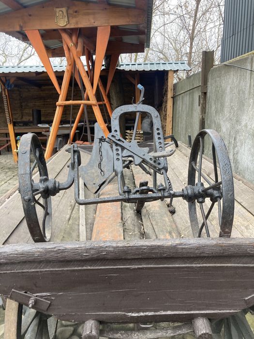 Продам плуг одноклрпусний