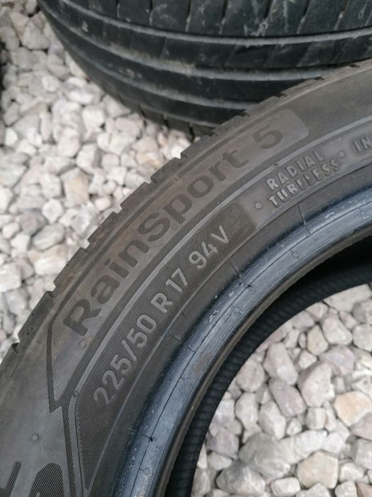 225/50/17 Uniroyal 2025 rok