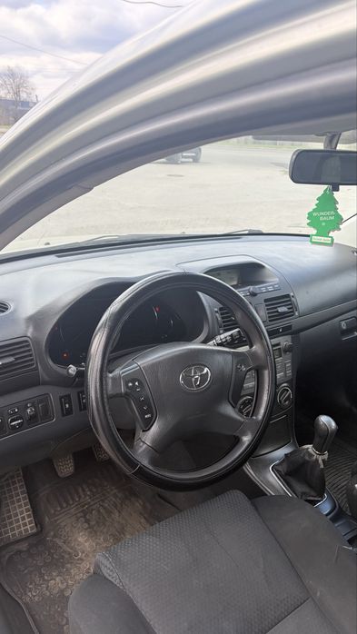 Toyota Avensis 2.0 дизель в гарному стані