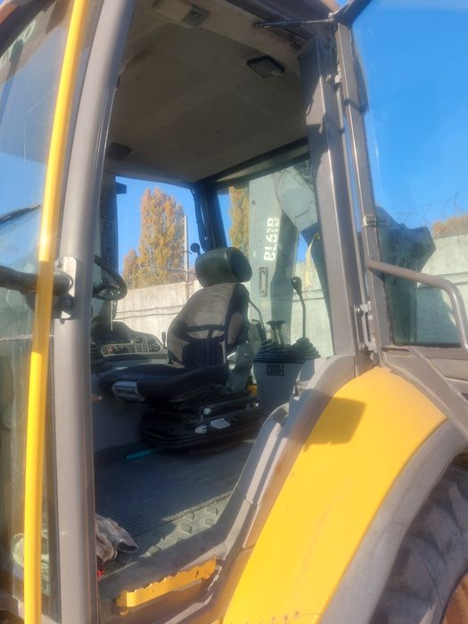 Продам экскаватор