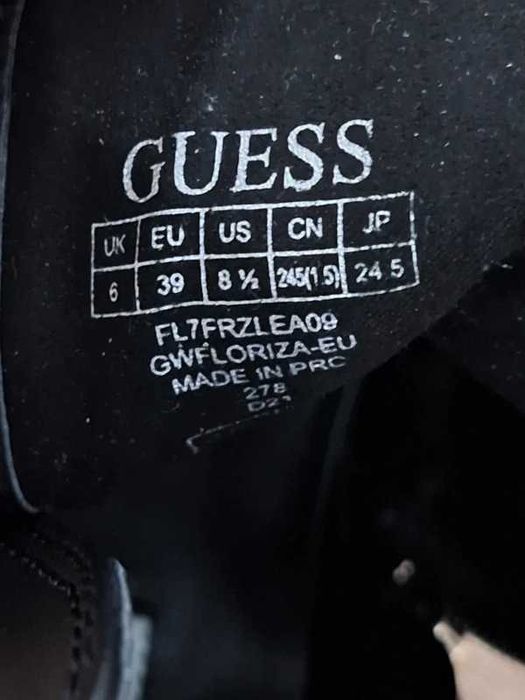 Buty GUESS rozm. 39