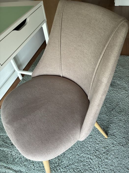 Secretaria e cadeira ikea