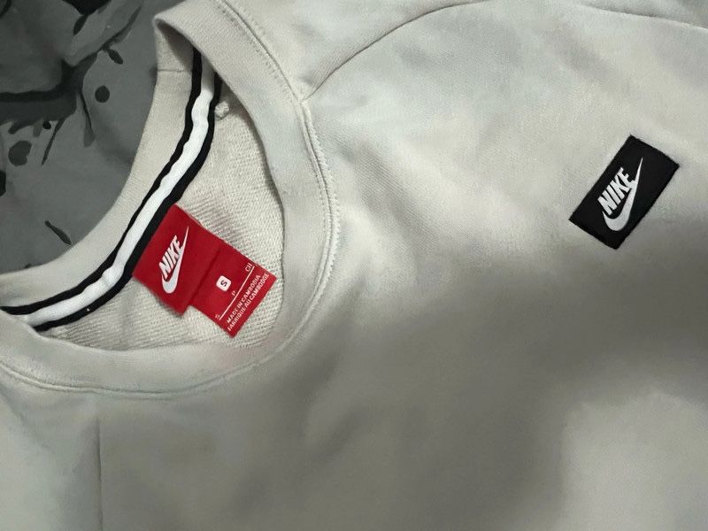 Nike Bluza męska sportowa longsleeve rozmiar S kremowa z kieszenią