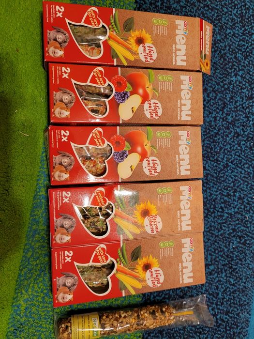 Karma, jedzenie, trociny dla chomika