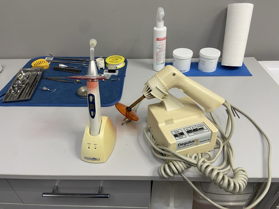 Продам стоматологічні лампи