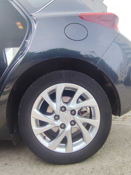 Toyota Auris 1.8 HSD ACTIVE