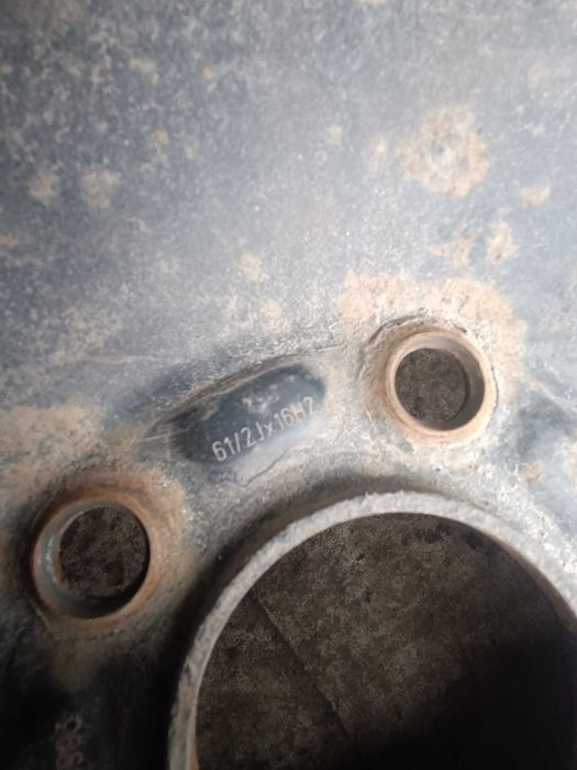 Диски Форд Стильные R16 5 108 Стальные 7J ET47 Рено Вольво