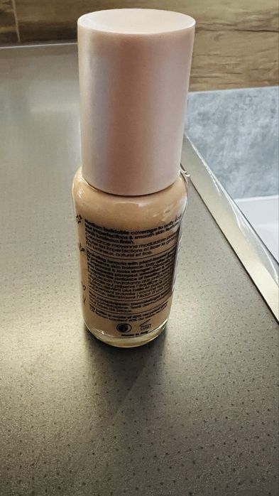 Sephora Best Skin Ever Glow 17,5N
