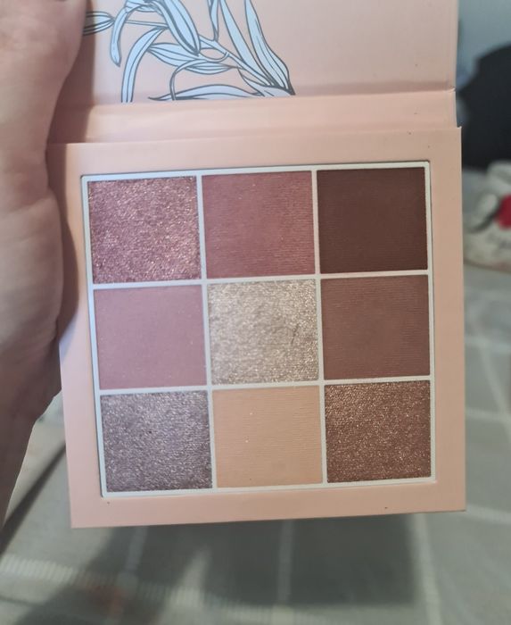 Paleta 9 cieni naturalnych astra beauty brązy nowa bez talku