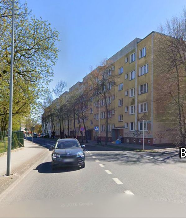 Wynajem dlugoterminowy - kawalerka w centrum