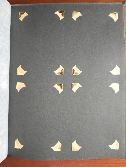 Antigo Álbum para Fotografias