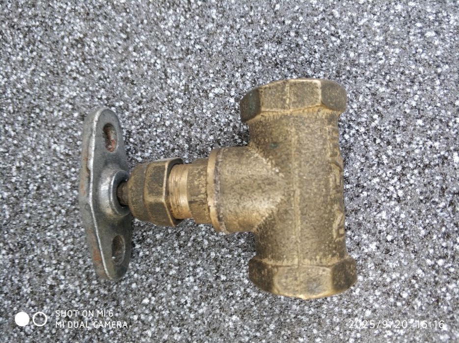 Кран вентиль латунний 1/2 водяний