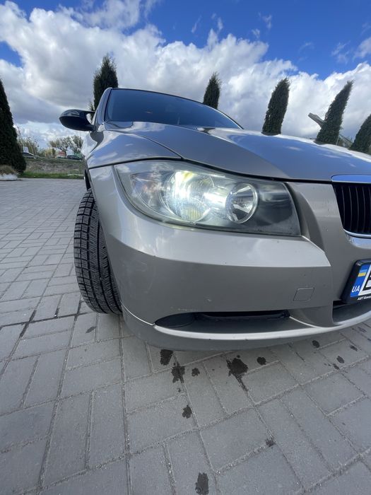 Продам Bmw e90 318i